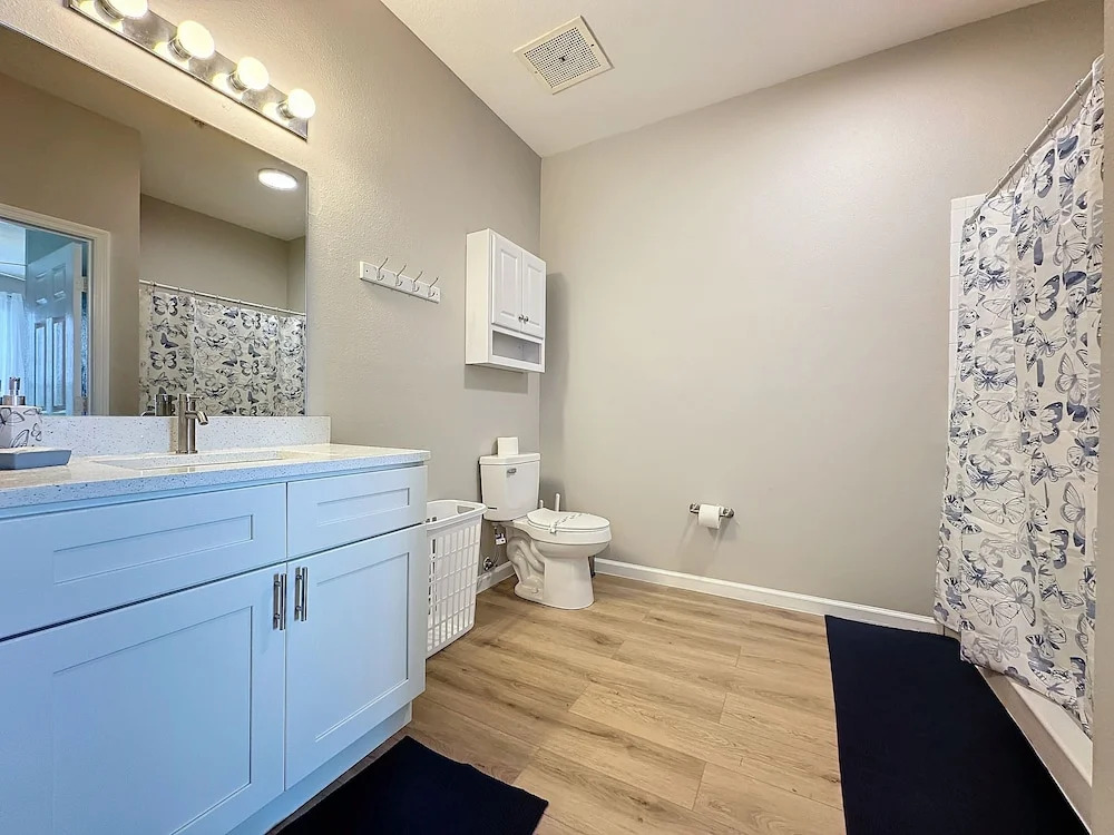3BR Third Floor Condo Near Disney