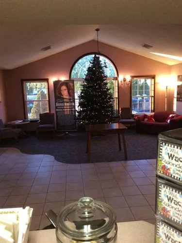 OurGuest Inn & Suites Downtown Port Clinton