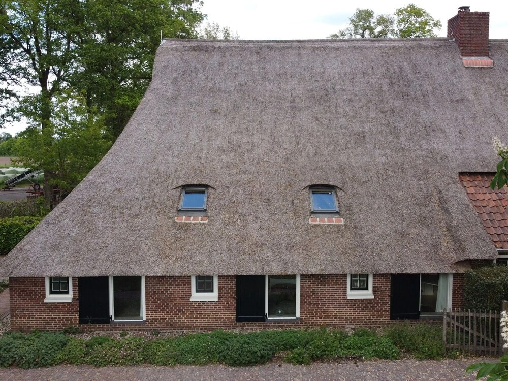 Luxurious Holiday Home in Monumental Farmhouse Near Nature Reserves - Zuna