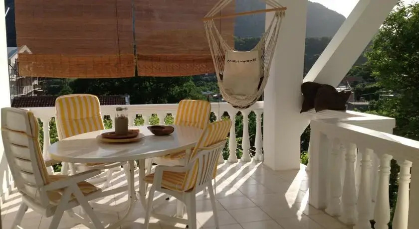 LaSestre Rooms