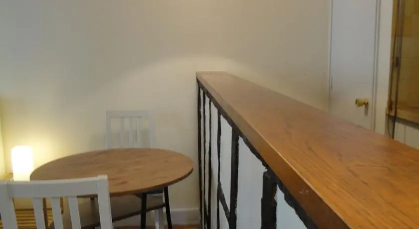 Into Paris - Mouffetard Apartment
