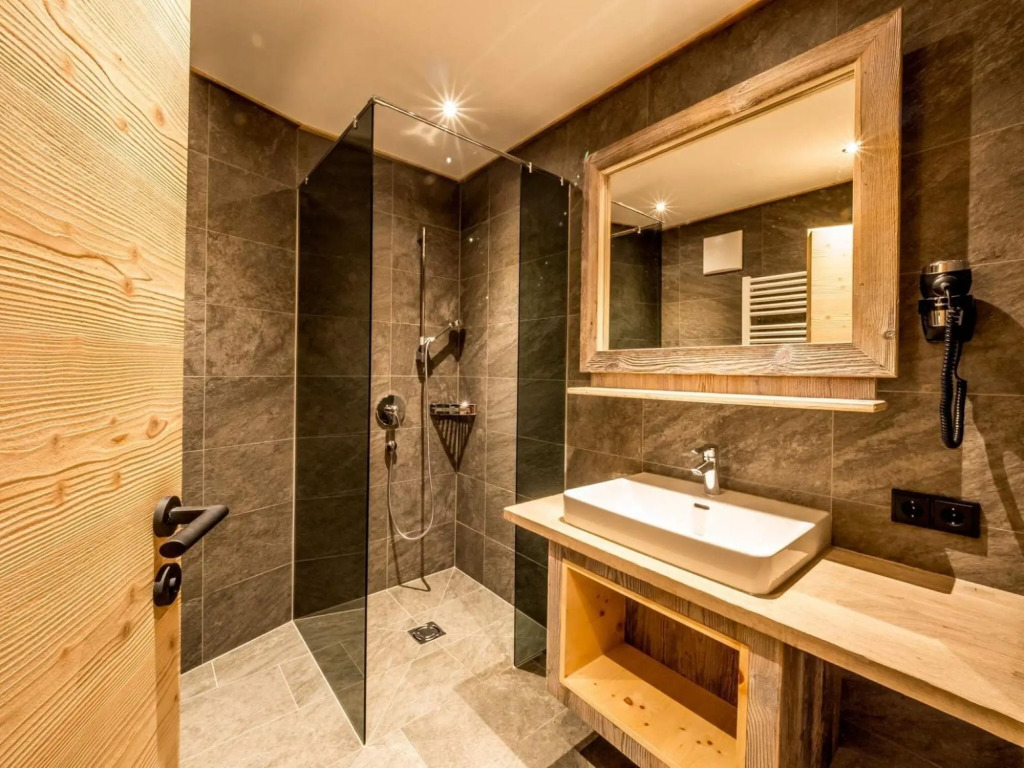 Fantastic holiday home in Finkenberg with sauna