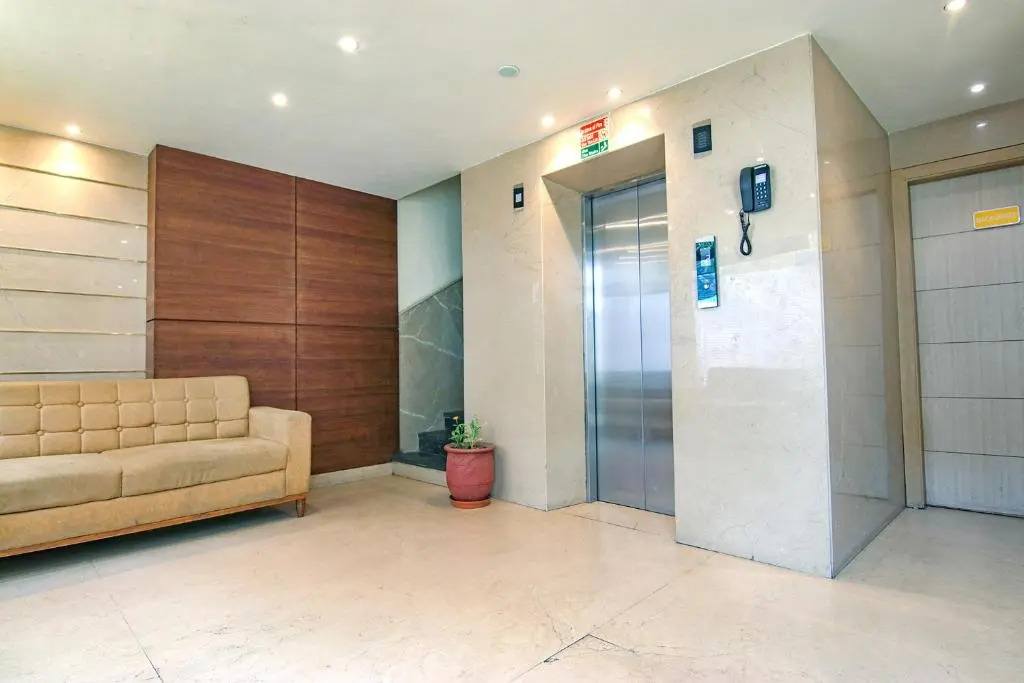Fabhotel Occean Residency