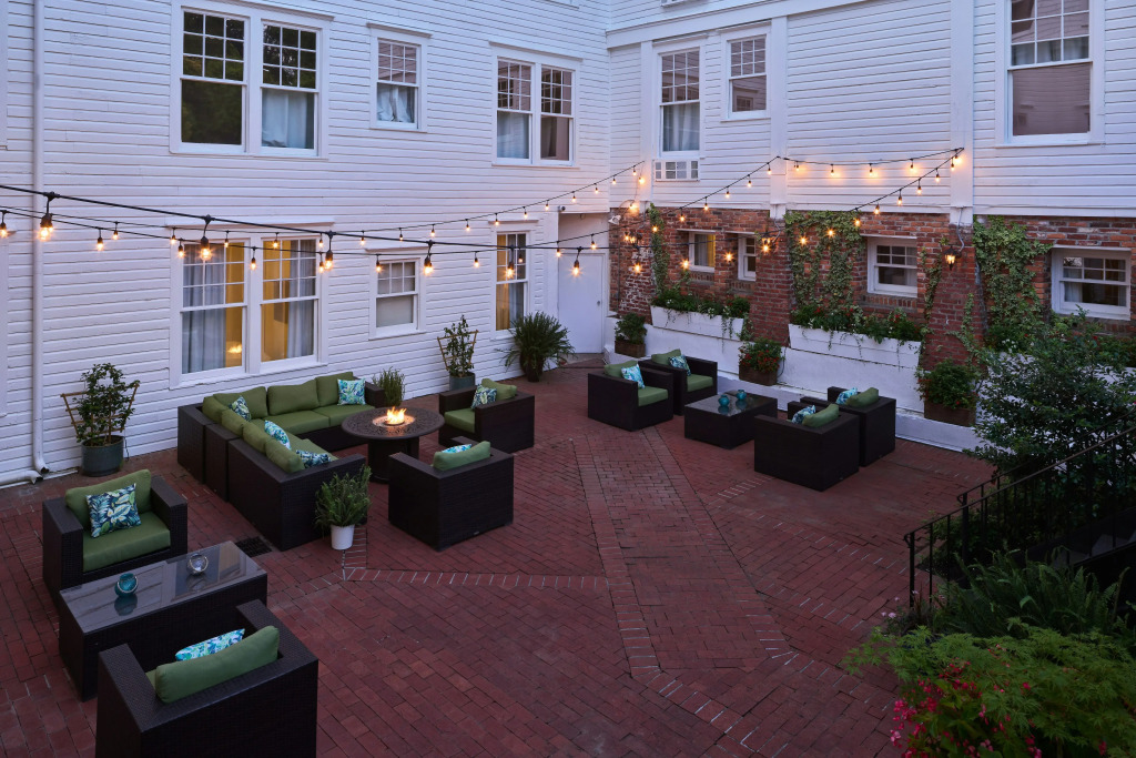 The Partridge Inn Augusta, Curio Collection by Hilton
