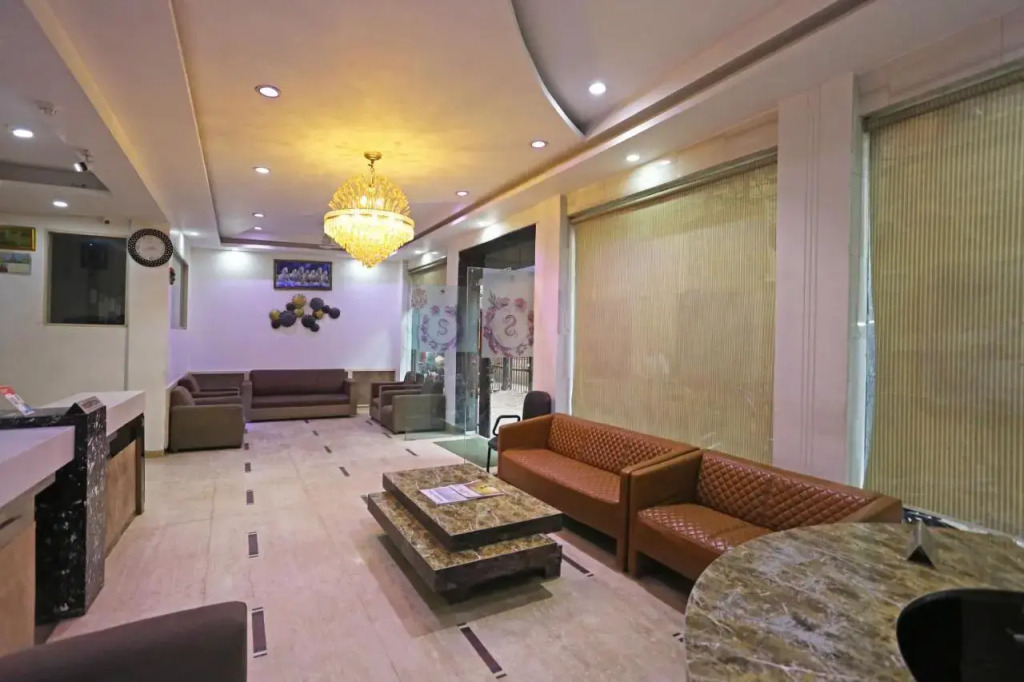 Hotel Sterling Inn, New Delhi