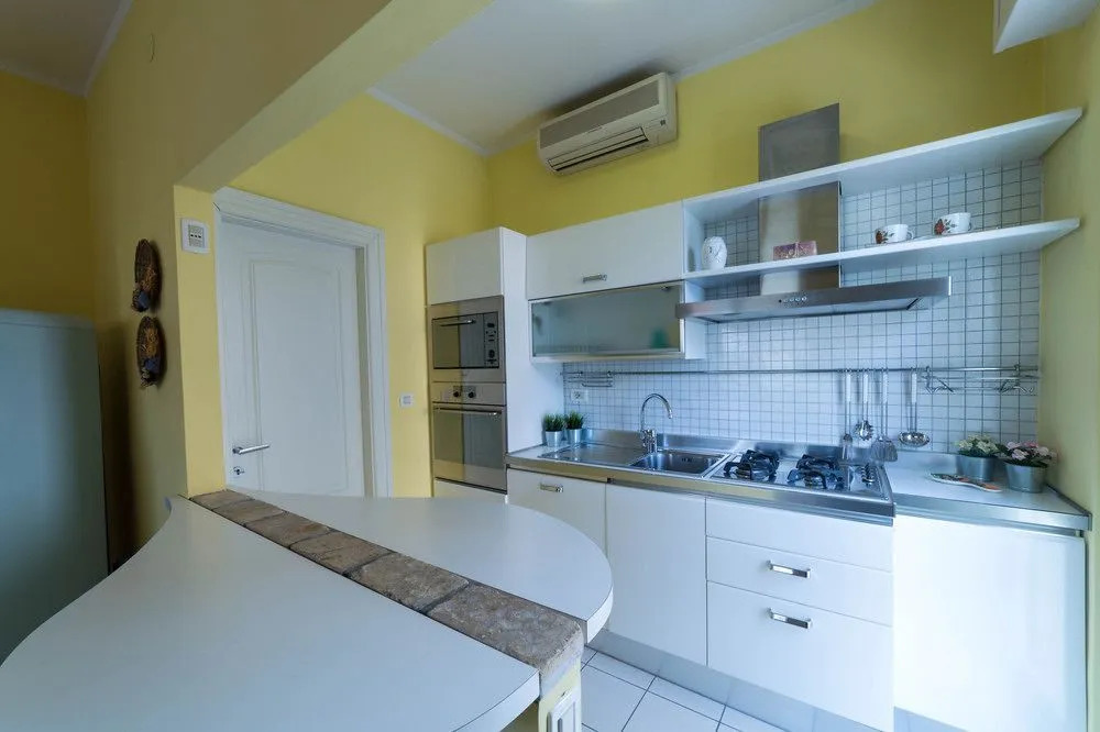 Desenzanoloft Villa Palm Garda Beach official partner Homes and Villas by Marriott Bonvoy
