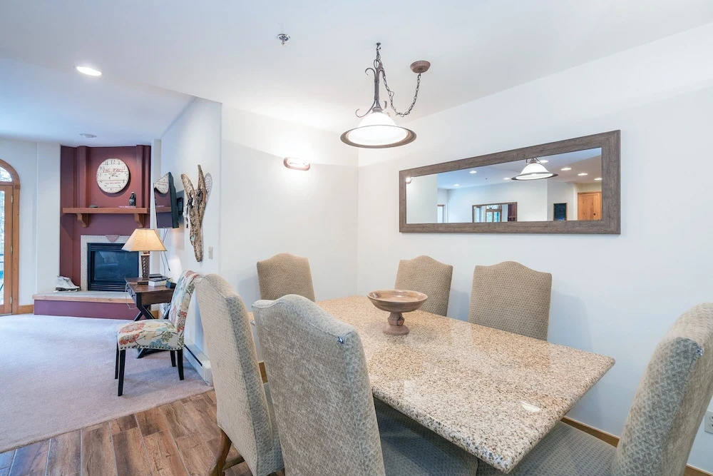 Bear Creek Lodge 203ab 2 Bedroom Condo by Alpine Lodging Telluride