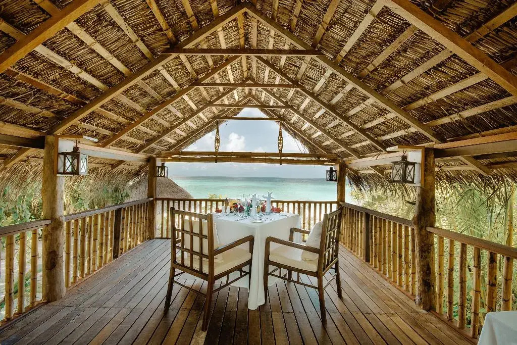 Makunudu Island- An Intimate Hideaway