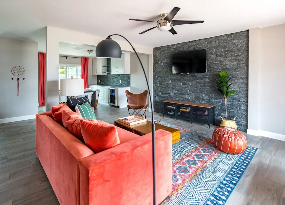 WanderJaunt - Regal - 4BR - South Scottsdale