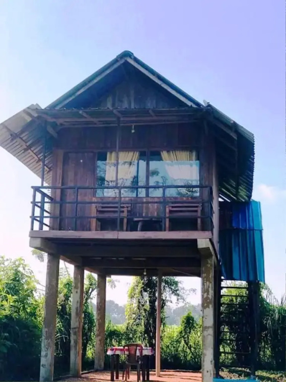 Sigiriya Paddy Field Hut