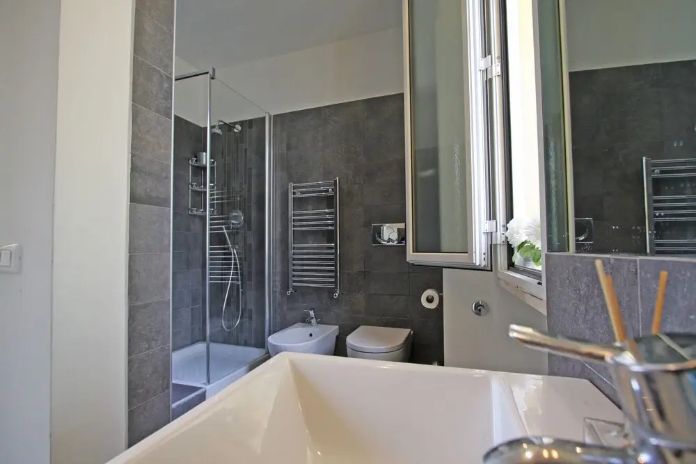 Travel & Stay - Sforza