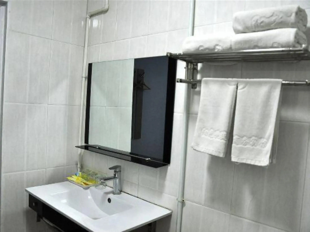 Yangguang Express Hotel