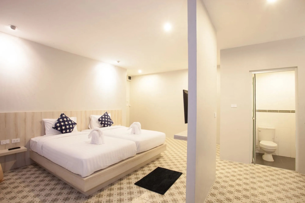 Nature Pine Phuket เนเชอร์ไพน์ภูเก็ต