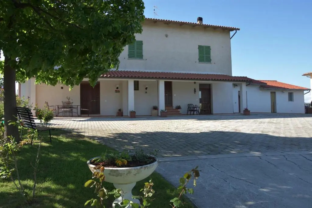 Agriturismo La Madonnina
