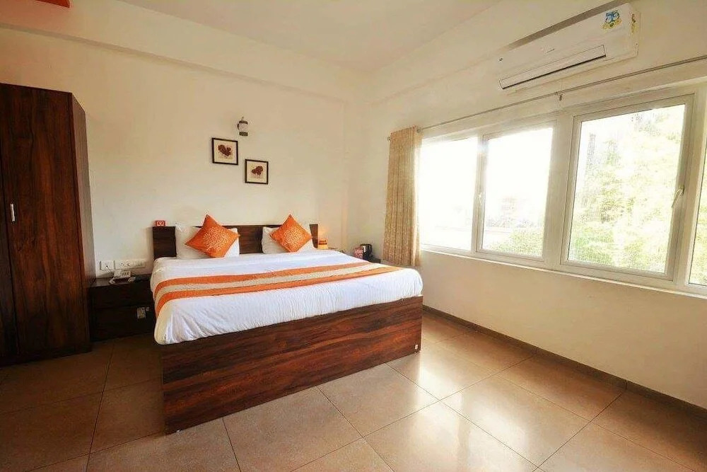 10blossoms Signature service Apartment