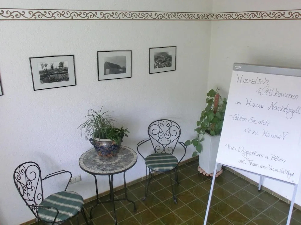 Hotel Haus Nachtigall - B&B