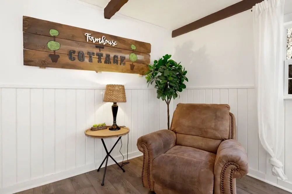 2137-summers Past Cottage 2 Bedroom Home by Redawning