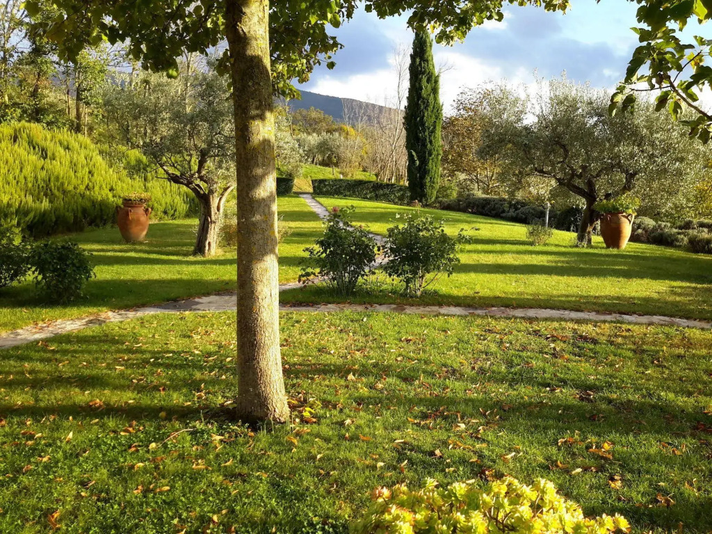 Le Vignole Country House