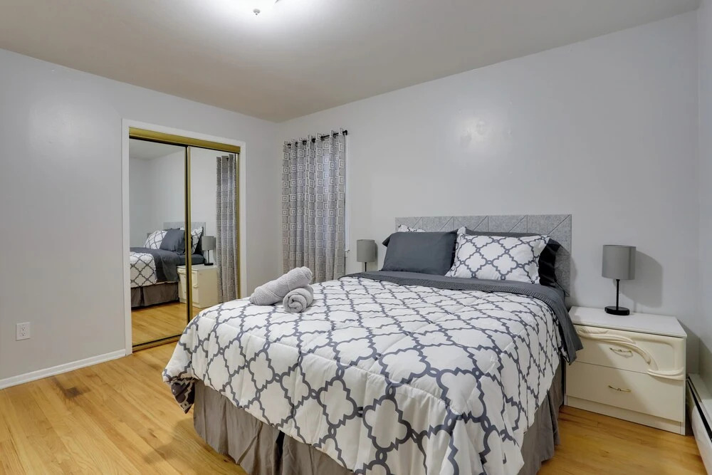 Ideally Located Jersey City Home, 8 Mi to NYC