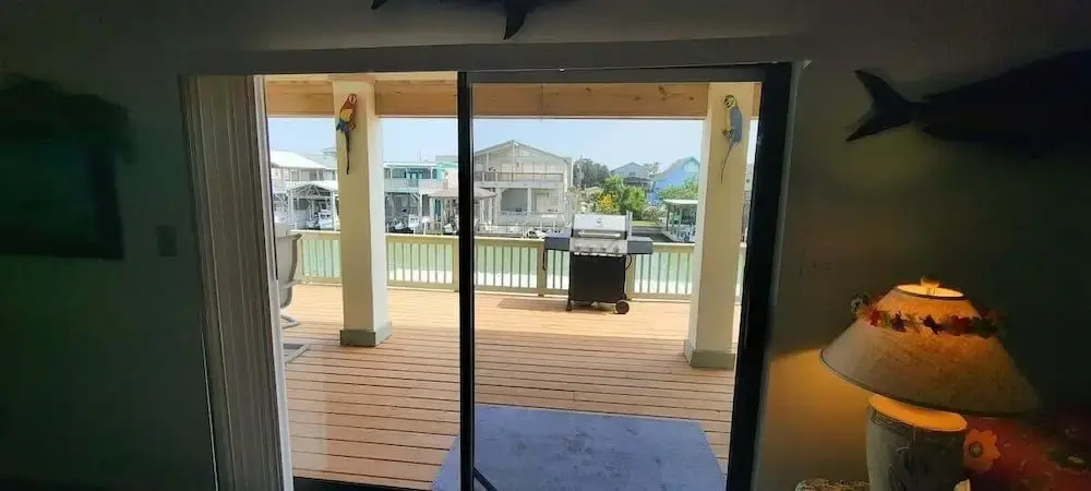 Fish Crazy House 3 Bedroom Condo by RedAwning