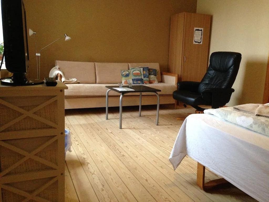 SJ Rooms