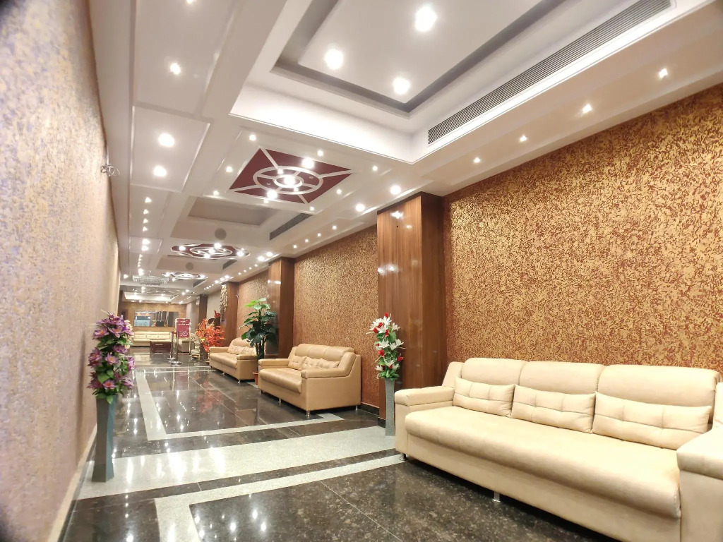 Hotel Vishnu Empire