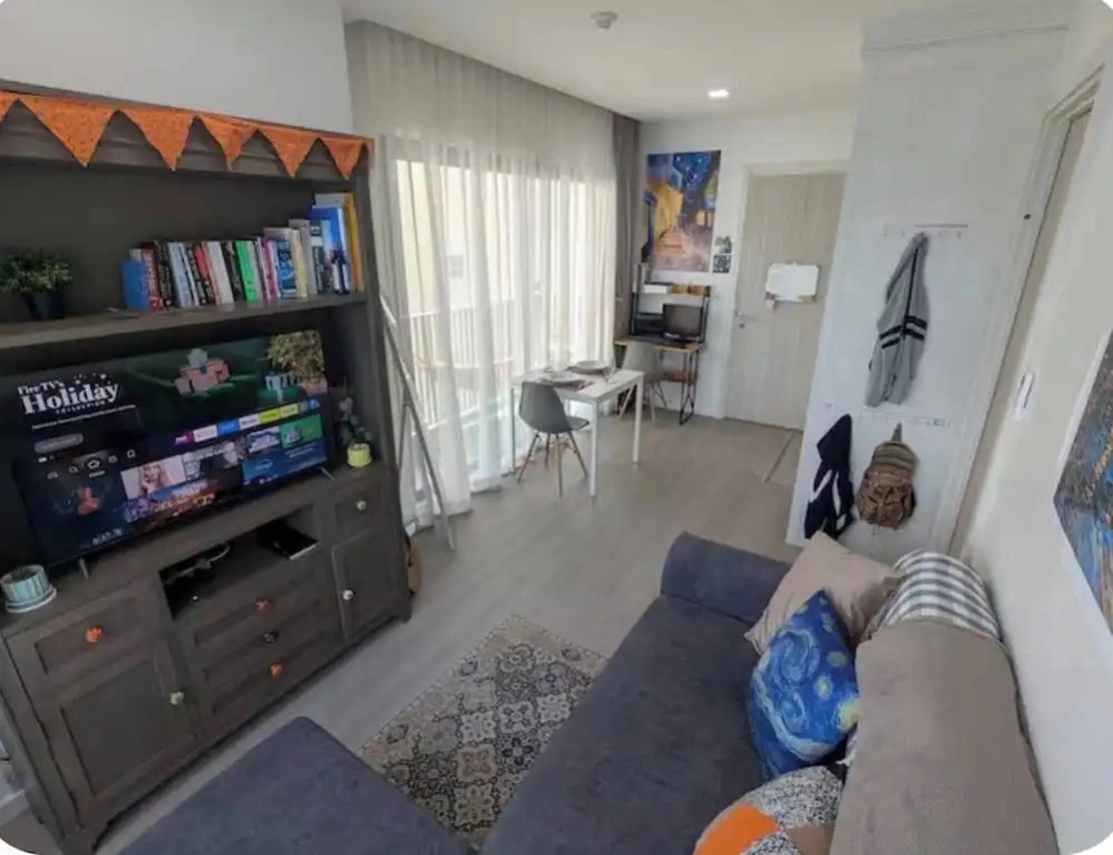 Bright Corner Condo - Rooftop Pool With Sea Views