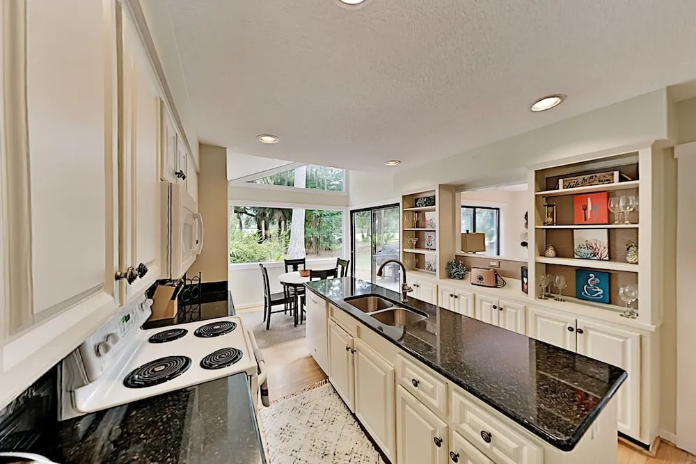 7ferncou 3 Bedroom Home
