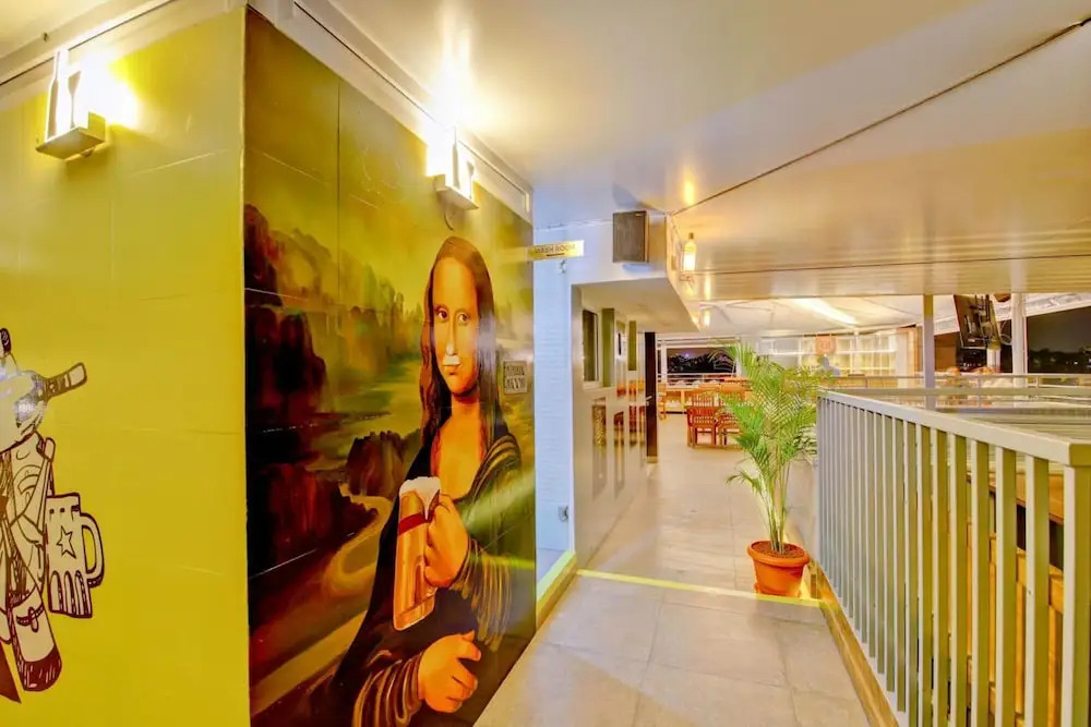 Dhruva Inn