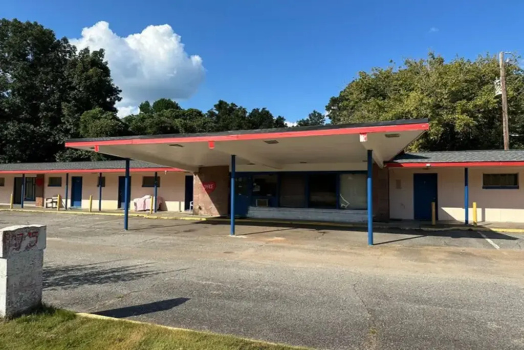 Heart of Dixie Motel Near Auburn AL