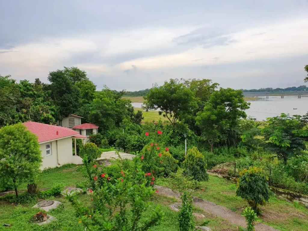 Peerless Resort Mukutmanipur