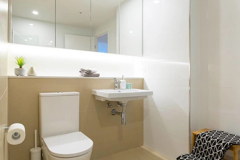 Compact Brisbane Pad With 2 Bedrooms