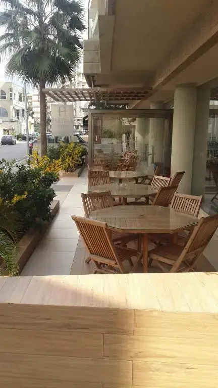 Hayali Suites