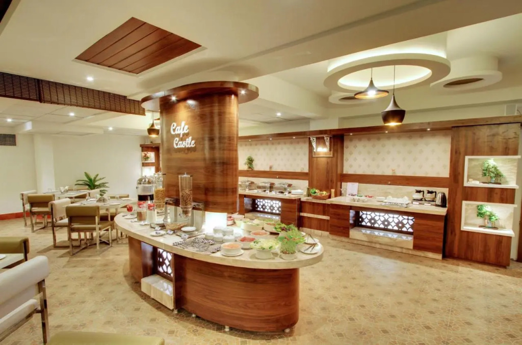 White Castle Boutique Apartment Hotel