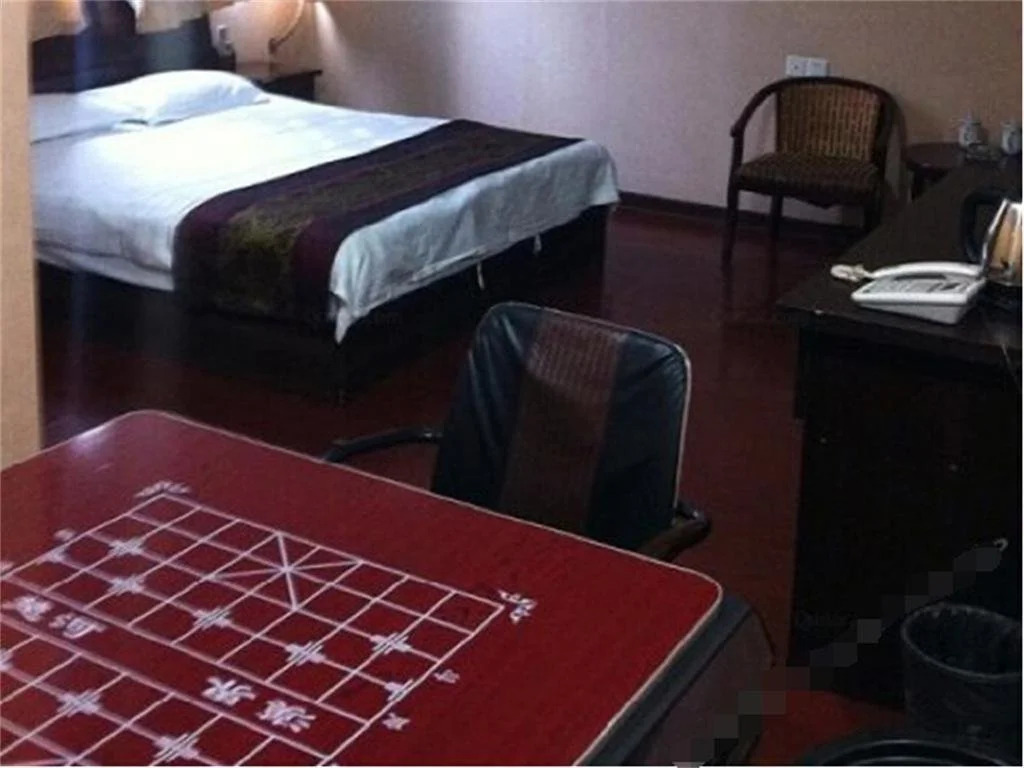 Taixing Jinding Business Hotel
