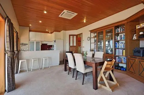 The Cliffs - Nelson Waterfront Home
