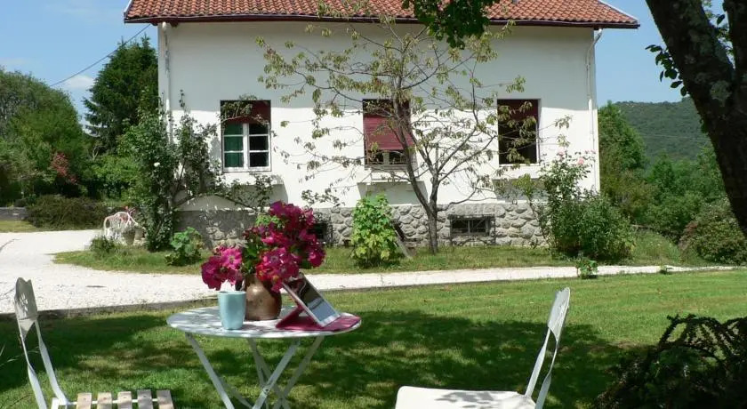 Le Toit Rouge B&B