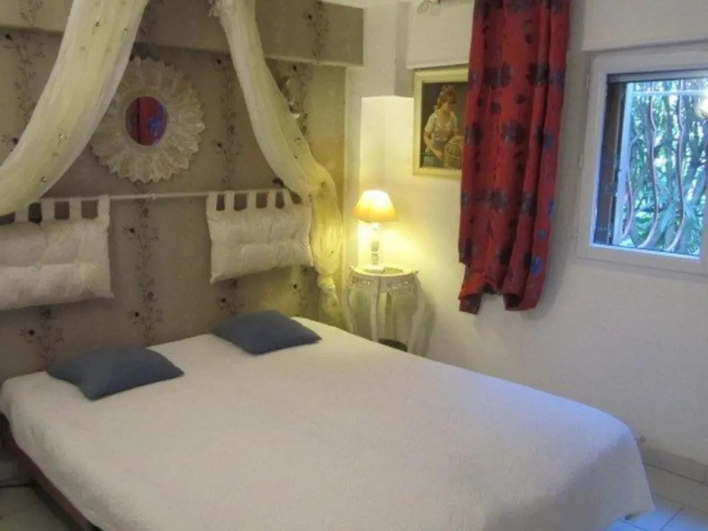 Appartement Le Lavandou, 2 pièces, 4 personnes - FR-1-251-12