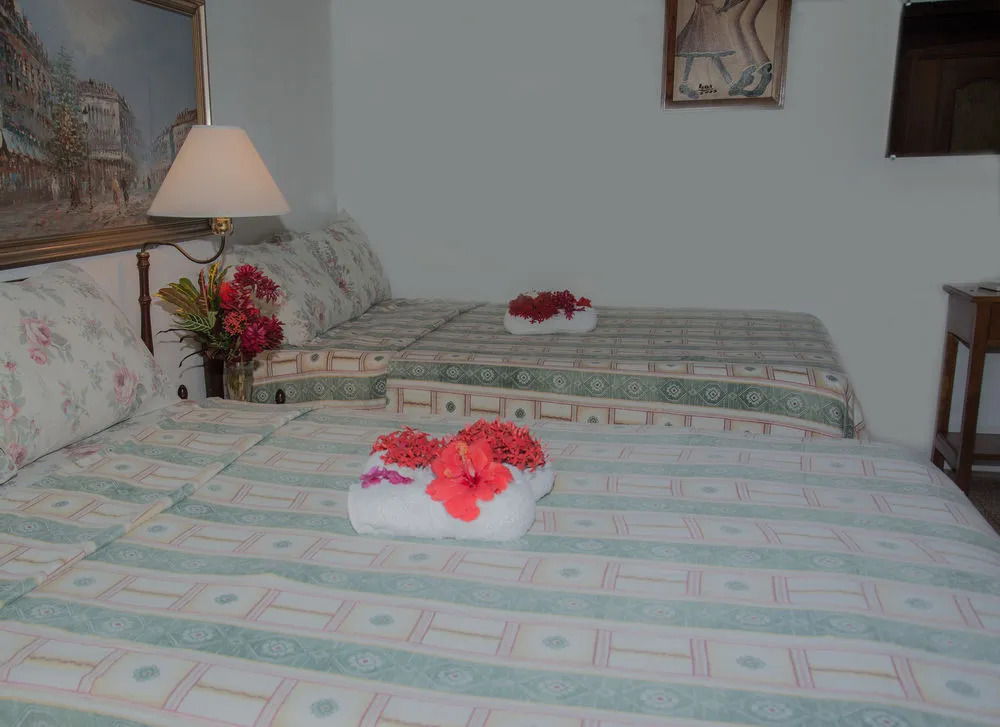 Beach House Villas and Hotel