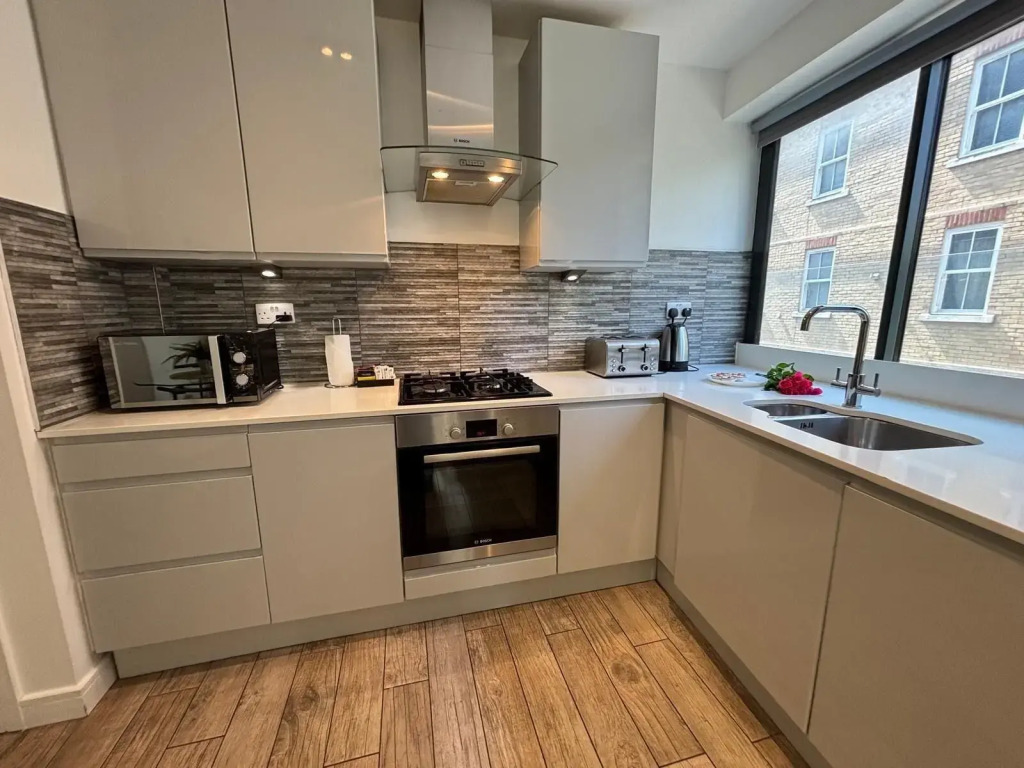 Aldgate by Excel Apartments