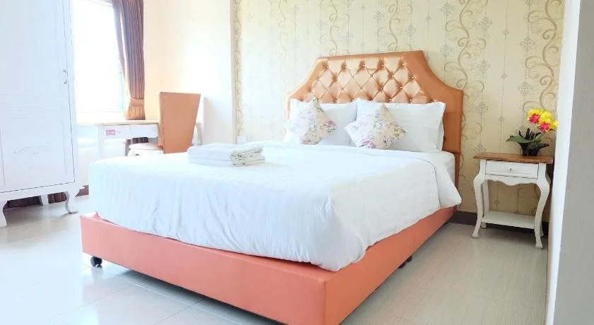 Kesorn Boutique Residence at 8 Riew