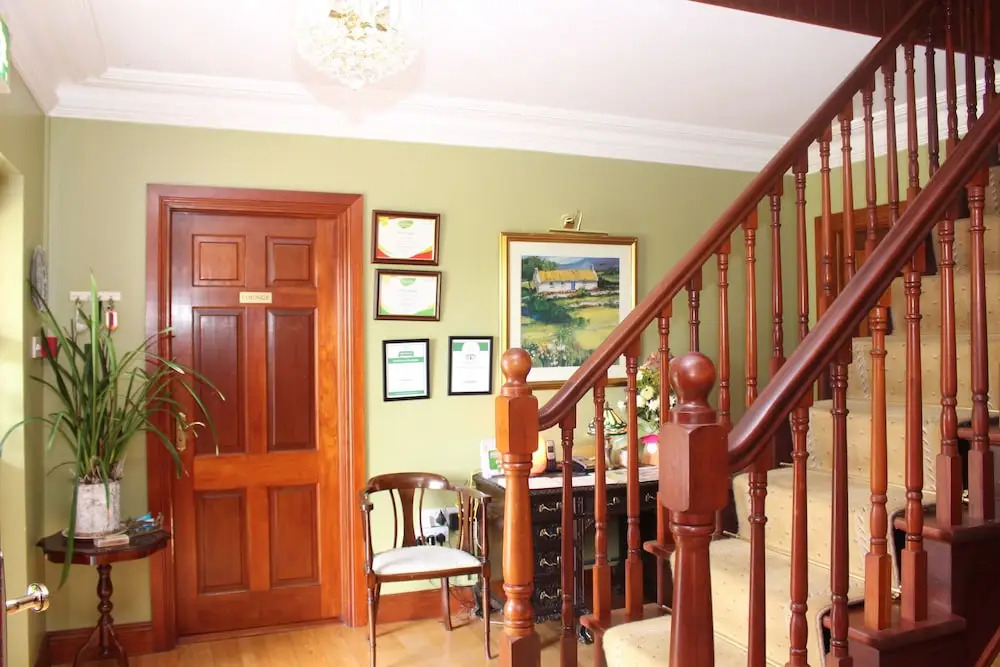 Lurgan House