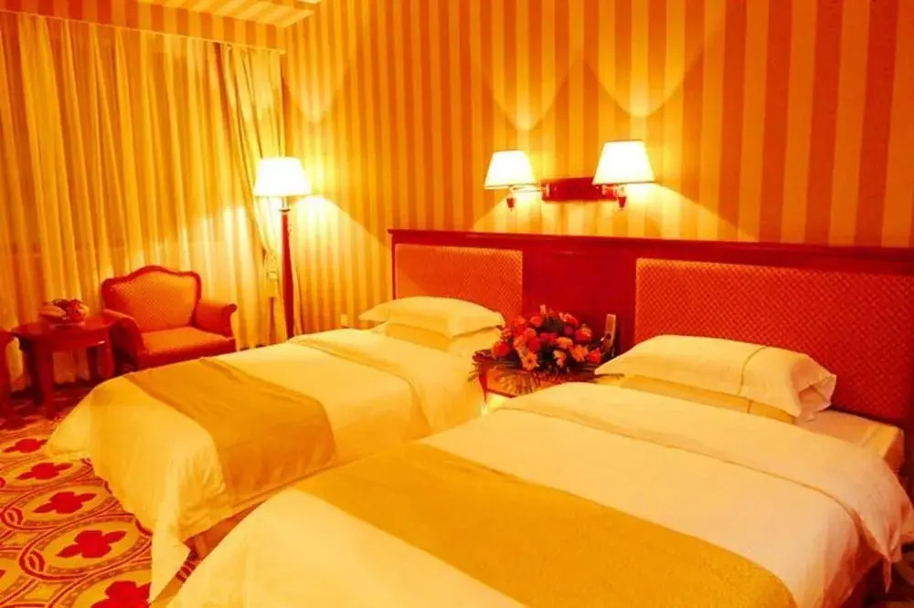 Fu Qing Lan Tian Hotel