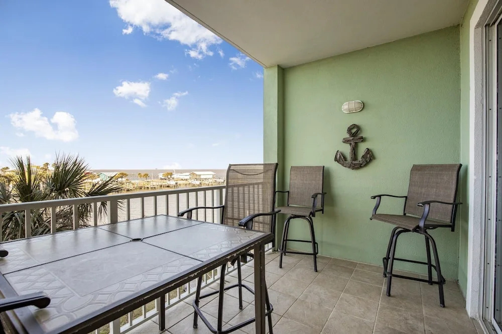 Navy Cove Harbor 1206