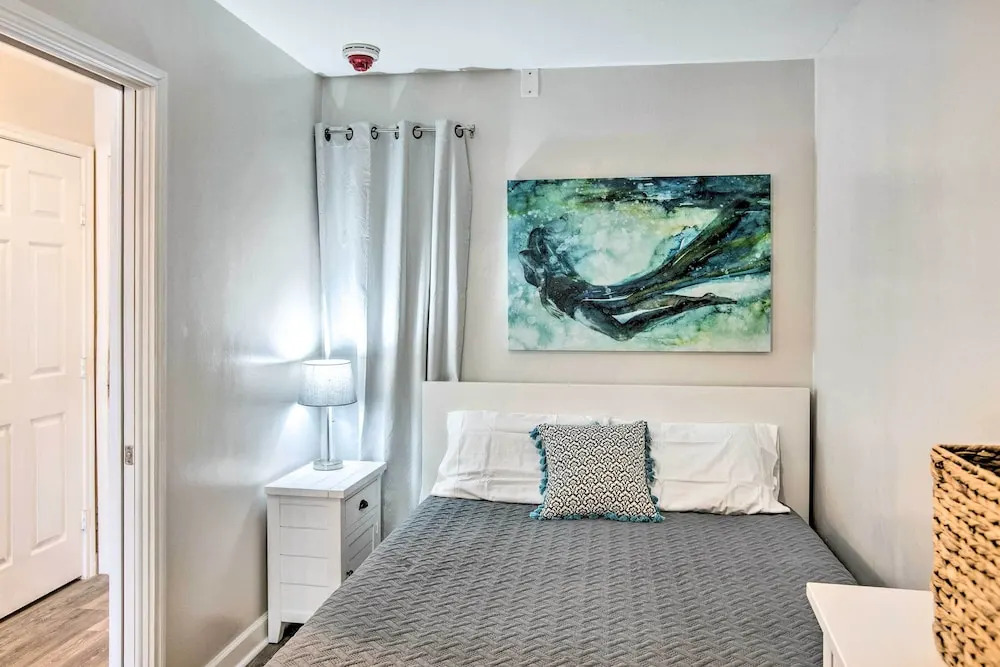 Breezy Beachfront Condo in Heart of Corpus Christi