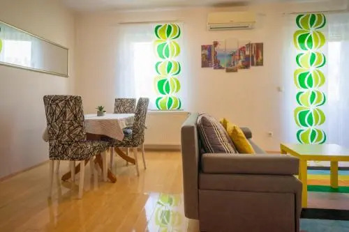 Blue Lake Apartment