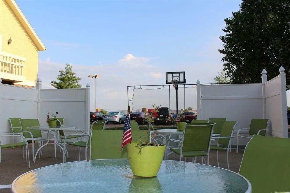 Chase Suite Hotel Kansas City