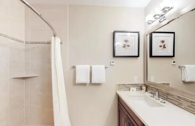 Spacious Ski in, Ski out 3 Bedroom Vacation Rental Next to the Gondola Featuring Slopeside Heated Outdoor Pool and Hot Tub