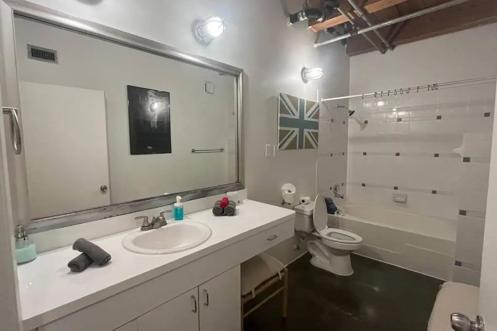 Italian Job Loft In Deep Ellum