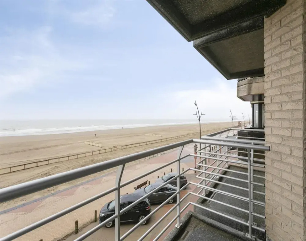 Penthouse in Blankenberge near the Beach